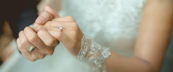 couples wedding rings